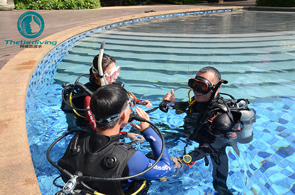12/12正式上線！PADI 最新課程【休閑潛水員Resort Diver】 丨 一天拿證，潛遍全球